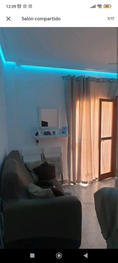 Habitacion Privada, Apartamento Centro Malaga Cerca De La Playa Eksteriør billede