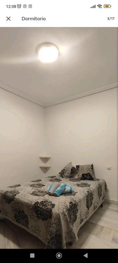 Habitacion Privada, Apartamento Centro Malaga Cerca De La Playa Eksteriør billede
